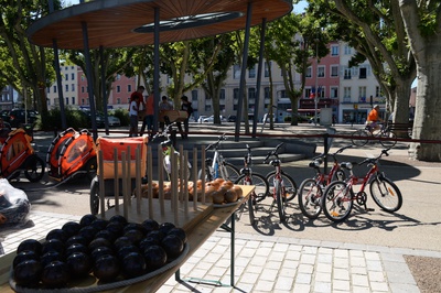 Mâcon : l'esplanade transformée en vaste aire de jeux