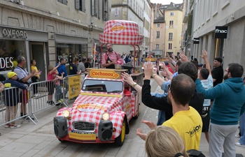 Ambiance de Tour de France à Mâcon (2)